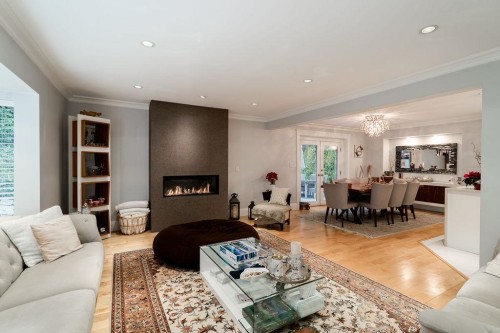 4820 Headland Drive, West Vancouver, BC 