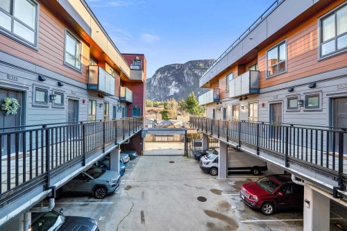 207-37808 Third Avenue, Squamish, BC 