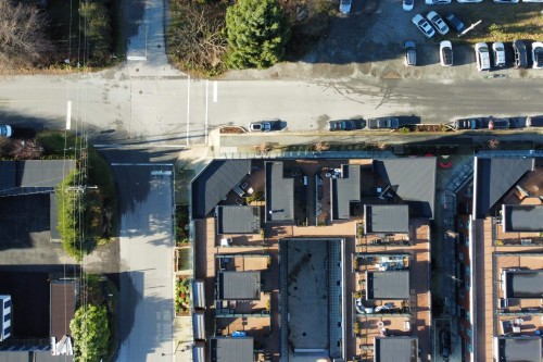 207-37808 Third Avenue, Squamish, BC 