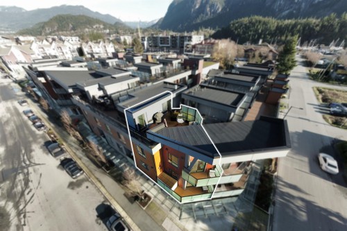 207-37808 Third Avenue, Squamish, BC 