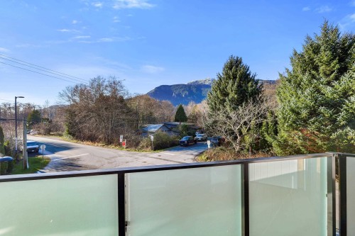 207-37808 Third Avenue, Squamish, BC 