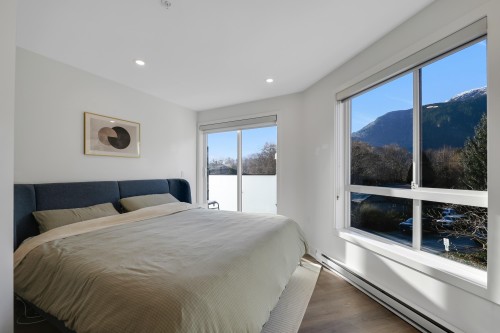 207-37808 Third Avenue, Squamish, BC 