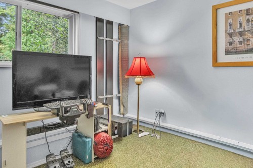 3710 Hoskins Road, North Vancouver, BC 