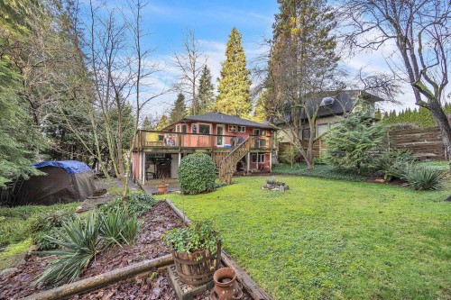 3710 Hoskins Road, North Vancouver, BC 
