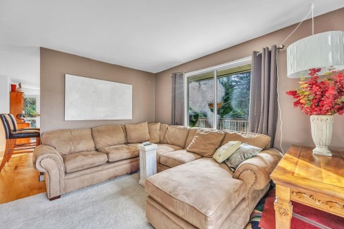 3710 Hoskins Road, North Vancouver, BC 