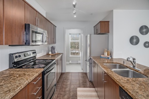 407-3240 St Johns Street, Port Moody, BC 