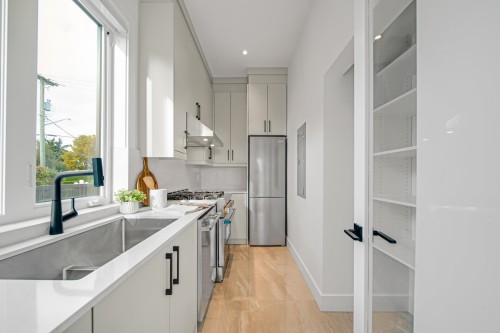 9500 Finn Road, Richmond, BC 