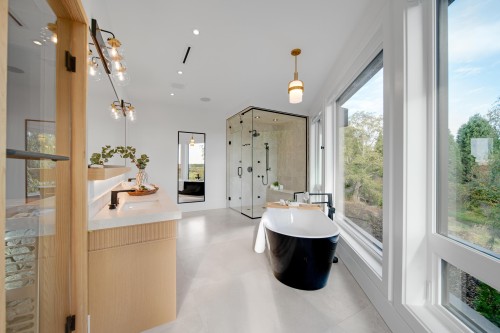 9500 Finn Road, Richmond, BC 