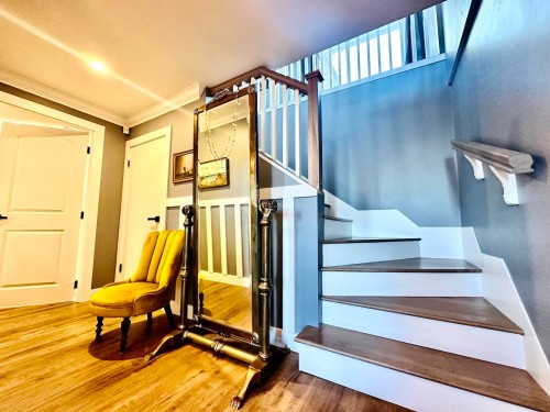 1215 Nepal Crescent, West Vancouver, BC 