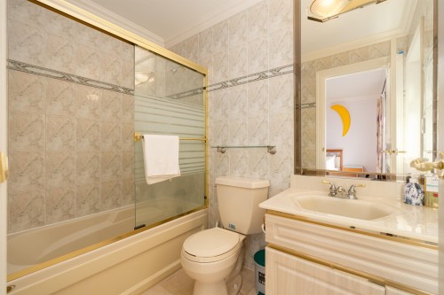 6669 Heather Street, Vancouver, BC 