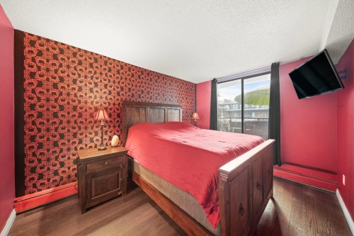 400-1455 Robson Street, Vancouver, BC 