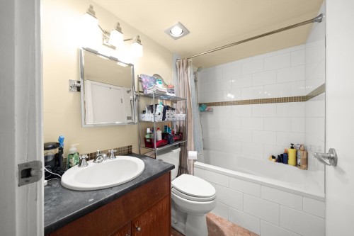 400-1455 Robson Street, Vancouver, BC 