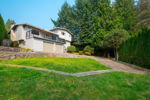 1285 Lucking Place, North Vancouver, BC 