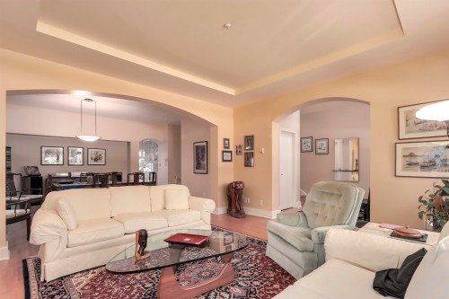 4543 11Th Avenue W, Vancouver, BC 