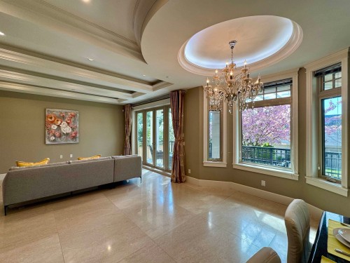 7165 Maple Street, Vancouver, BC 