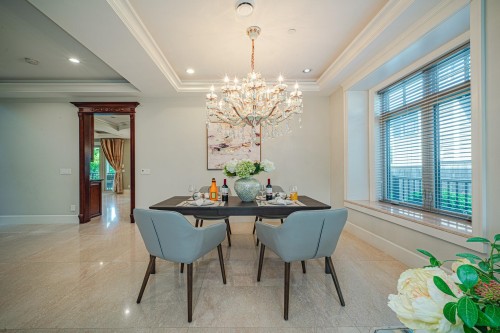 7165 Maple Street, Vancouver, BC 