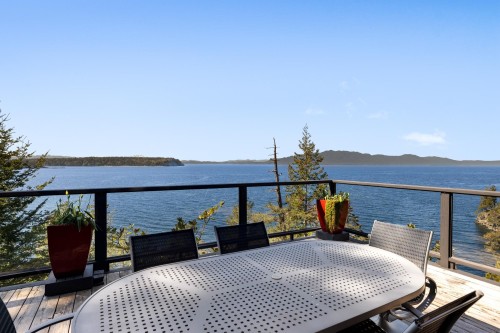 9987 Welcome Wynd, Halfmoon Bay, BC 
