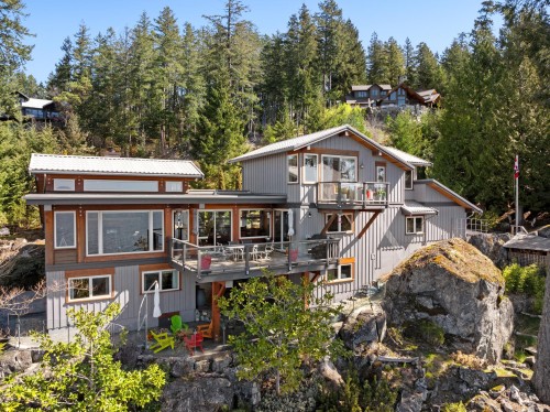 9987 Welcome Wynd, Halfmoon Bay, BC 