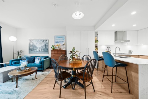 3131 Murray Street  Port Moody, BC V3H 0L9