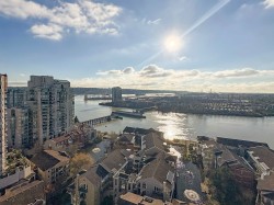 2004-1 Renaissance Square  New Westminster, BC V3M 0B6