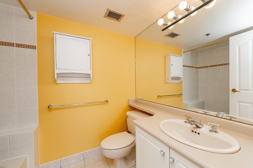 1304-283 Davie Street, Vancouver, BC 