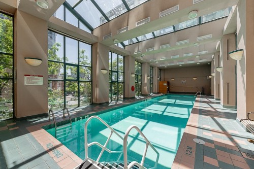 1304-283 Davie Street, Vancouver, BC 