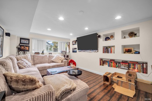 4307 Venables Street, Burnaby, BC 