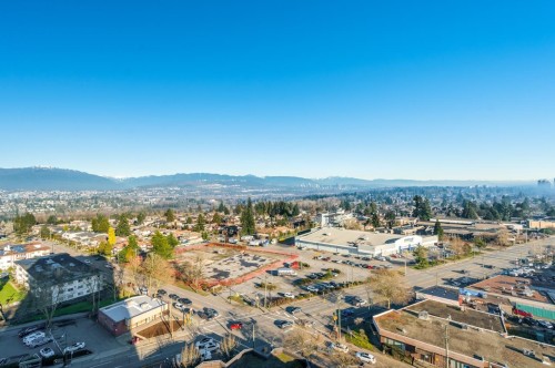 1702-6540 Burlington Avenue, Burnaby, BC 