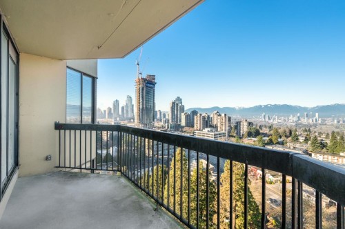 1702-6540 Burlington Avenue, Burnaby, BC 