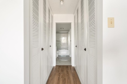 1702-6540 Burlington Avenue, Burnaby, BC 