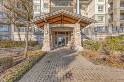 202-3050 Dayanee Springs Boulevard  Coquitlam, BC V3E 3R7