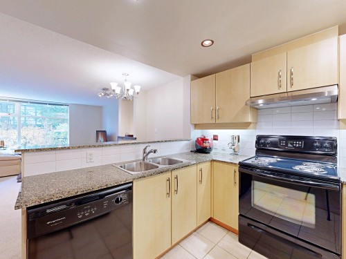 101-9298 University Crescent, Burnaby, BC 