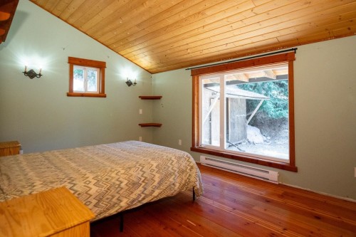 360 Salal Road, Bowen Island, BC 
