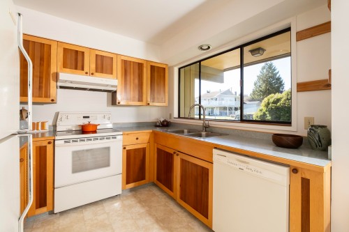 670 Fairmont Road, Gibsons, BC 