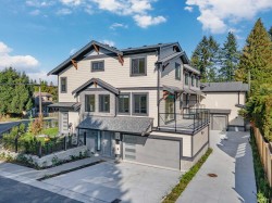 4-11384 207 Street  Maple Ridge, BC V2X 1W6