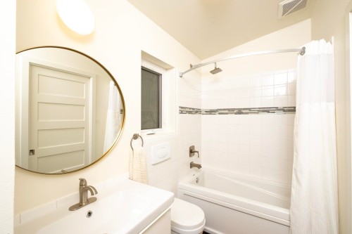 6815 Sandy Hook Trail, Sechelt, BC 