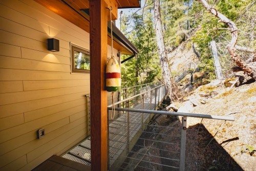 6815 Sandy Hook Trail, Sechelt, BC 
