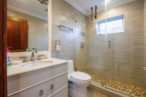 8280 Colonial Drive, Richmond, BC 