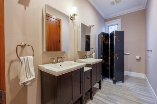 8280 Colonial Drive, Richmond, BC 