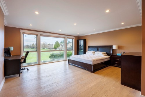 8280 Colonial Drive, Richmond, BC 
