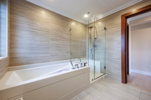 8280 Colonial Drive, Richmond, BC 