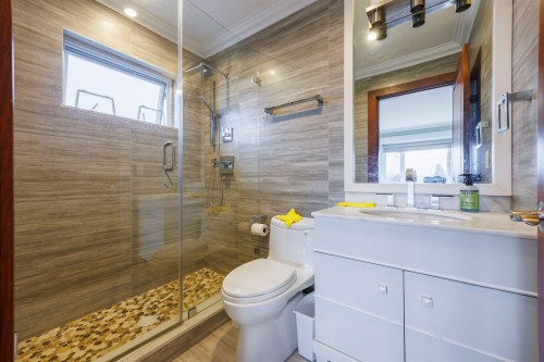 8280 Colonial Drive, Richmond, BC 