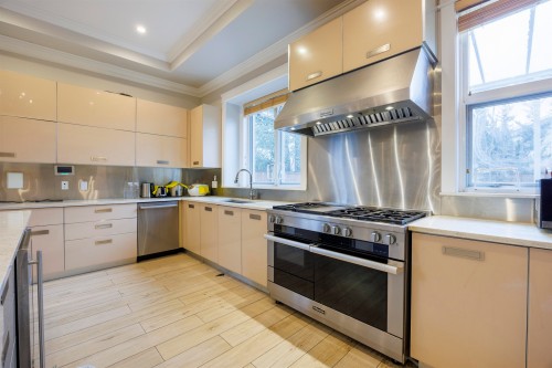 8280 Colonial Drive, Richmond, BC 