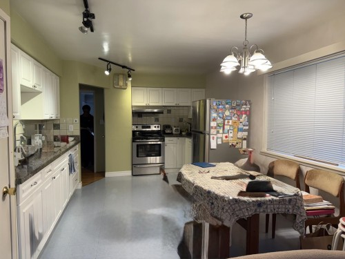 1245 51St Avenue E, Vancouver, BC 