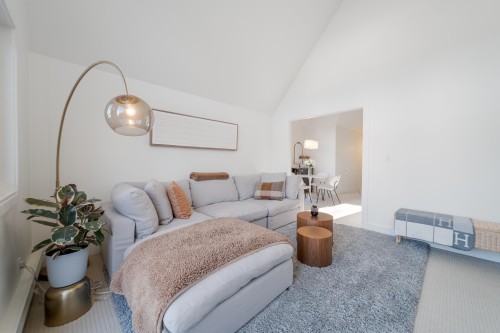 141 13Th Avenue W, Vancouver, BC 