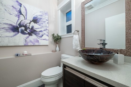 2567 Lawson Avenue, West Vancouver, BC 