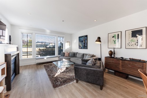 1017 8Th Avenue W, Vancouver, BC 