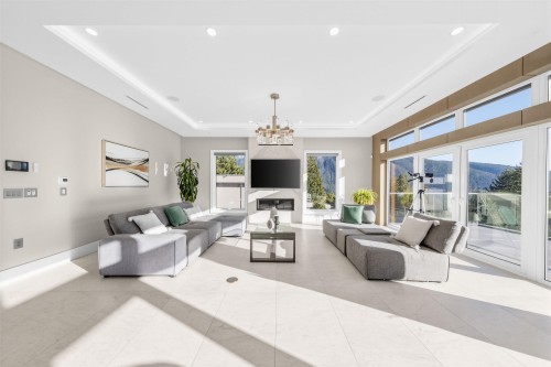 515 Ballantree Road, West Vancouver, BC 