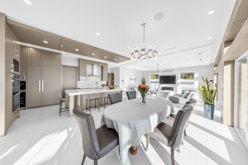 515 Ballantree Road, West Vancouver, BC 