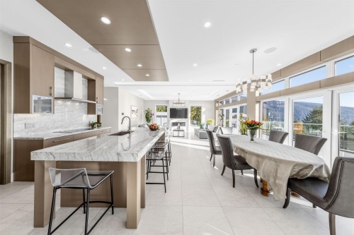 515 Ballantree Road, West Vancouver, BC 